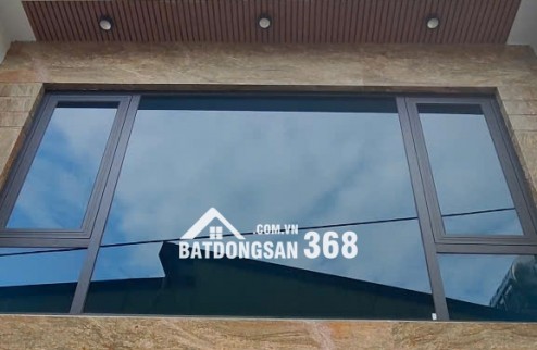 Bán nhà phân lô Ngọc Thụy 50m², 6 tầng thang máy, gara ô tô – gần Trường Quốc tế, giá 11.2 tỷ